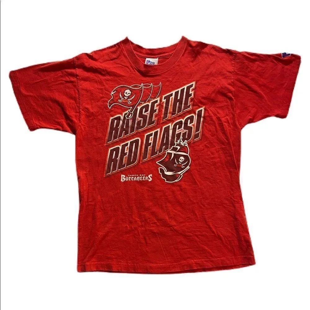 Vtg Pro Player Tampa Bay Buccaneers ‘Raise the Red Flags’ Tee